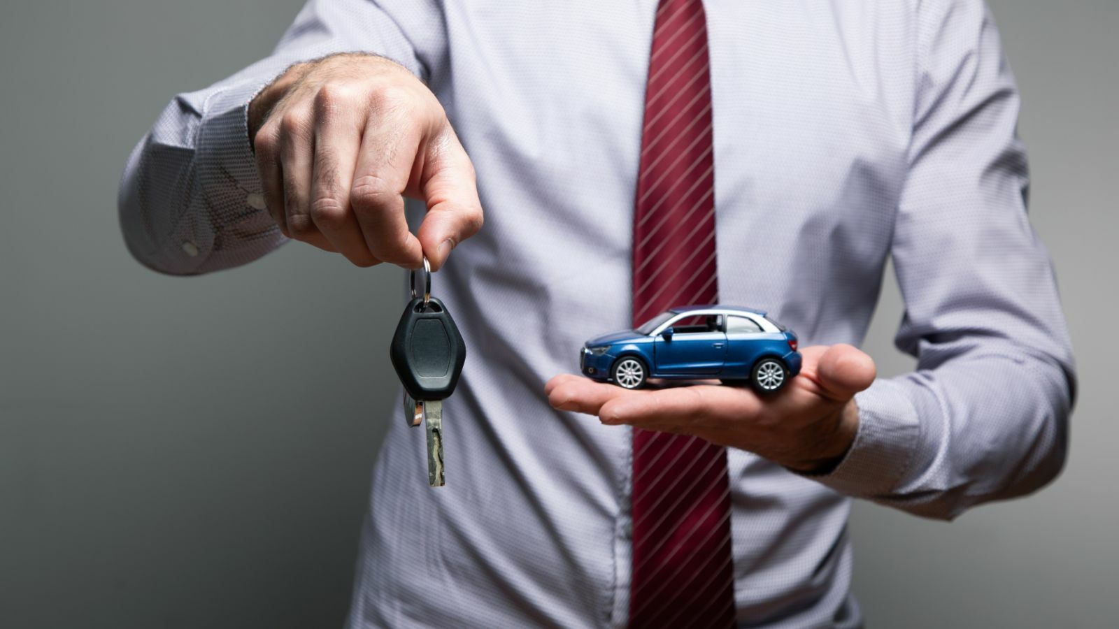 Rechtliche Aspekte beim privaten Autoverkauf erklärt